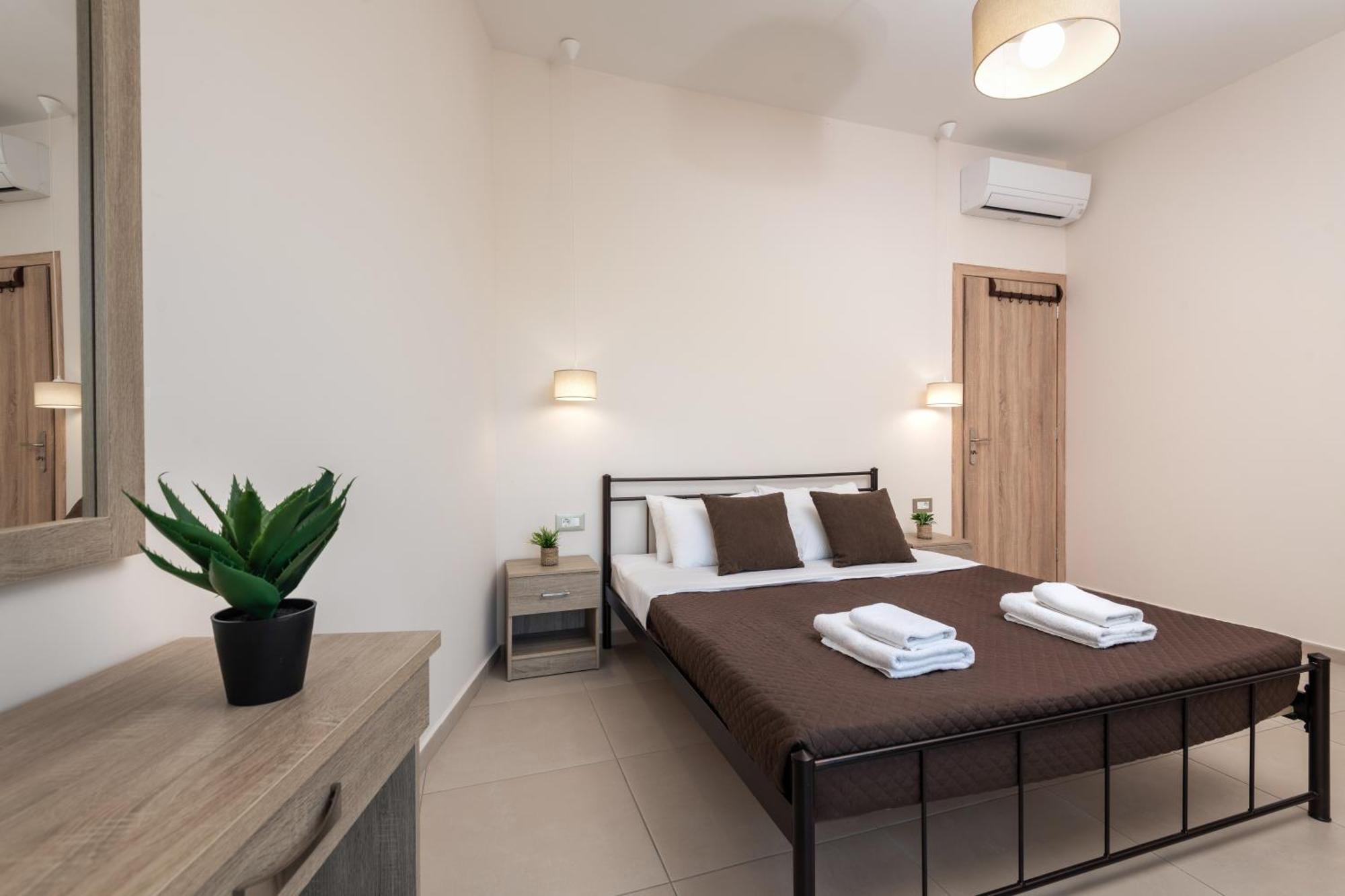 Apartament Katsaros Luxury Apts Ii 5 Min Walk To *